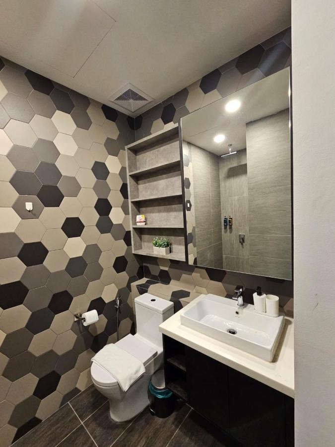 Luxurious Ceylonz Suite Near Bukit Bintang 4Pax Куала Лумпур Екстериор снимка